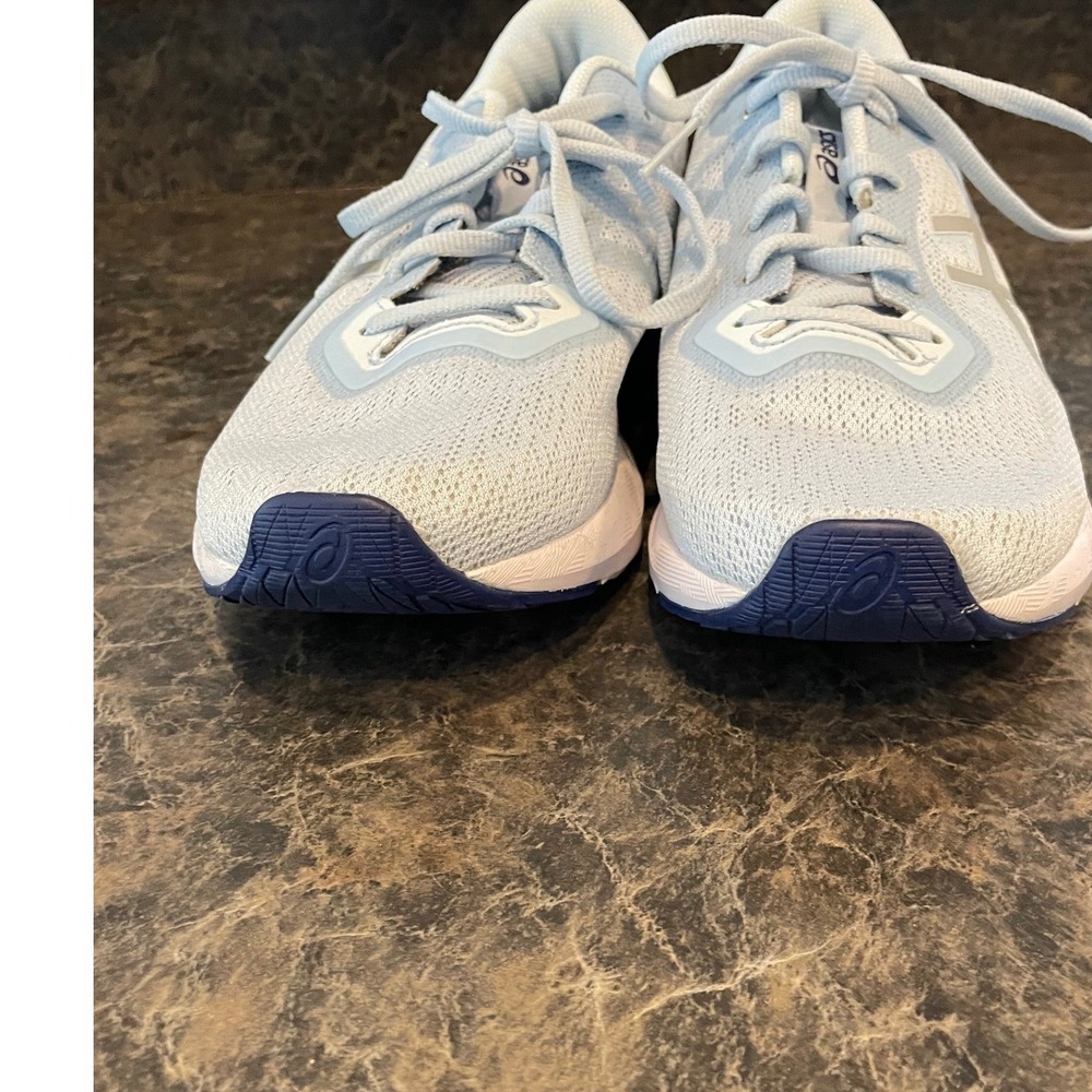 ASICS Womens Size 10 Versablast 2 Soft Sky Blue Silver - Picture 5 of 8